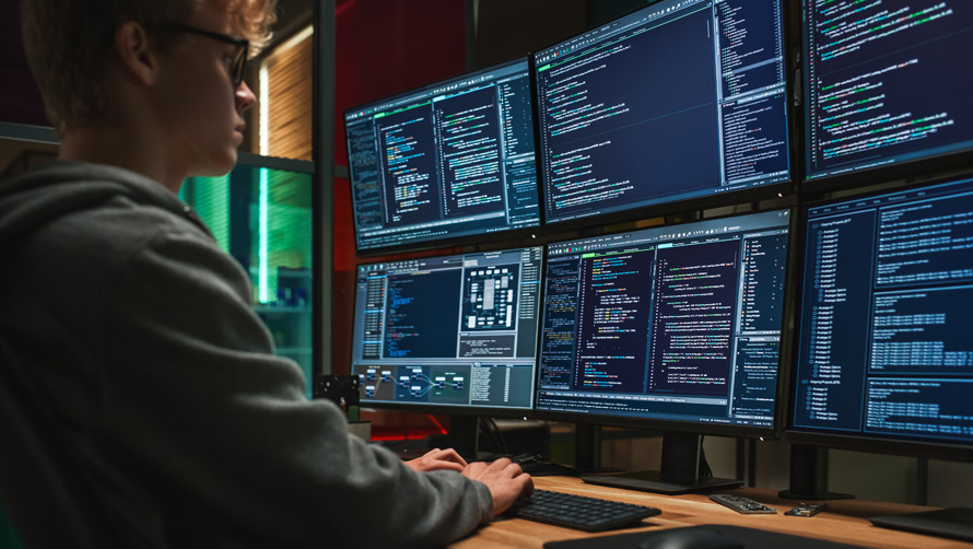 РЕЛЭКС поделилась экспертным мнением  о тенденциях рынка заказной разработки ПО